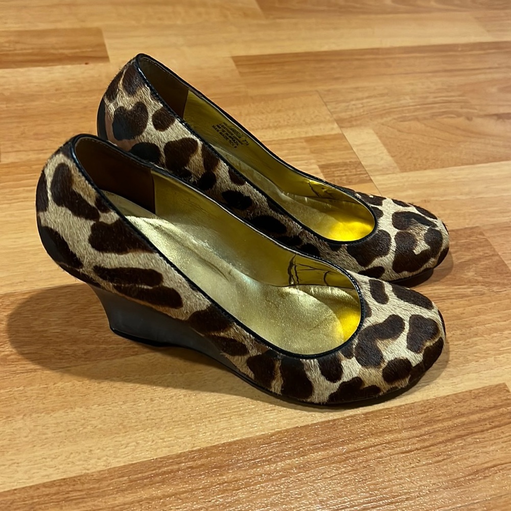 Kenneth Cole reaction leopard heels
